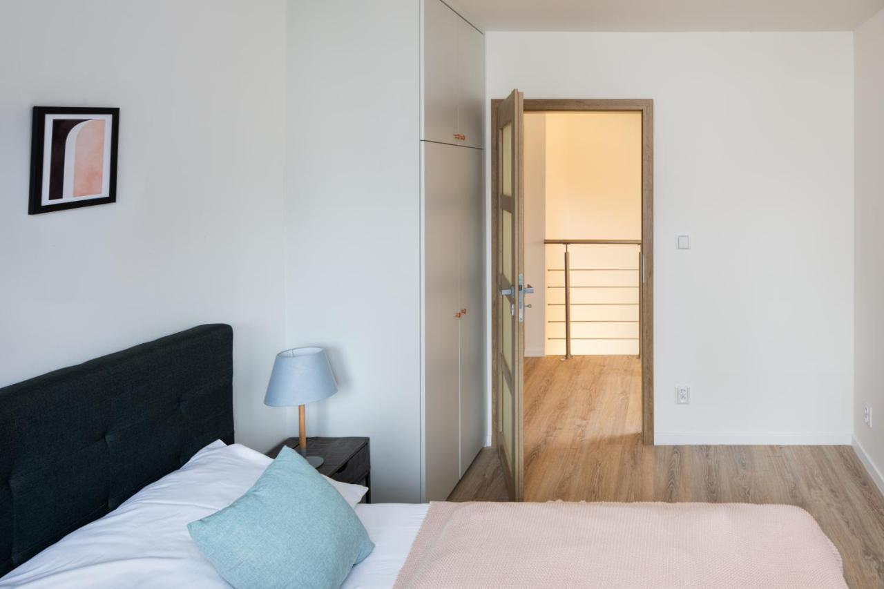 Minimalistic House In Vinohrady By Prague Days Exterior photo